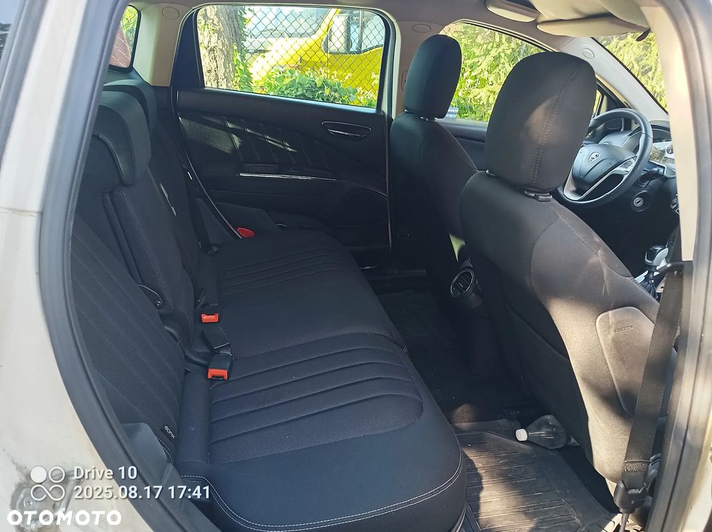 Lancia Delta 2.0 MJ Platino - 8