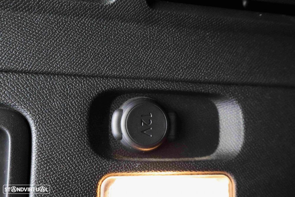 Peugeot 3008 1.6 Hybrid Allure e-EAT8 - 48