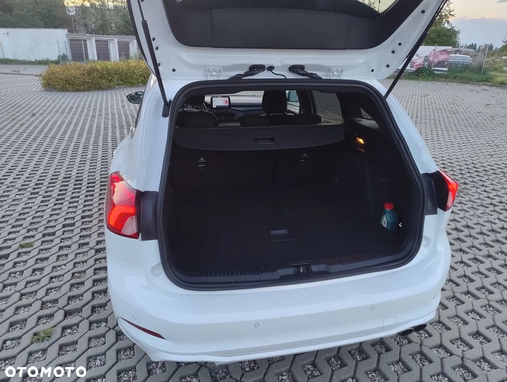 Ford Focus 2.0 EcoBlue ST-Line - 16