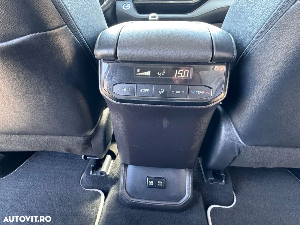 Toyota Highlander 2.5 L Hybrid Dynamic Force 248CP Exclusive Metallic - 20