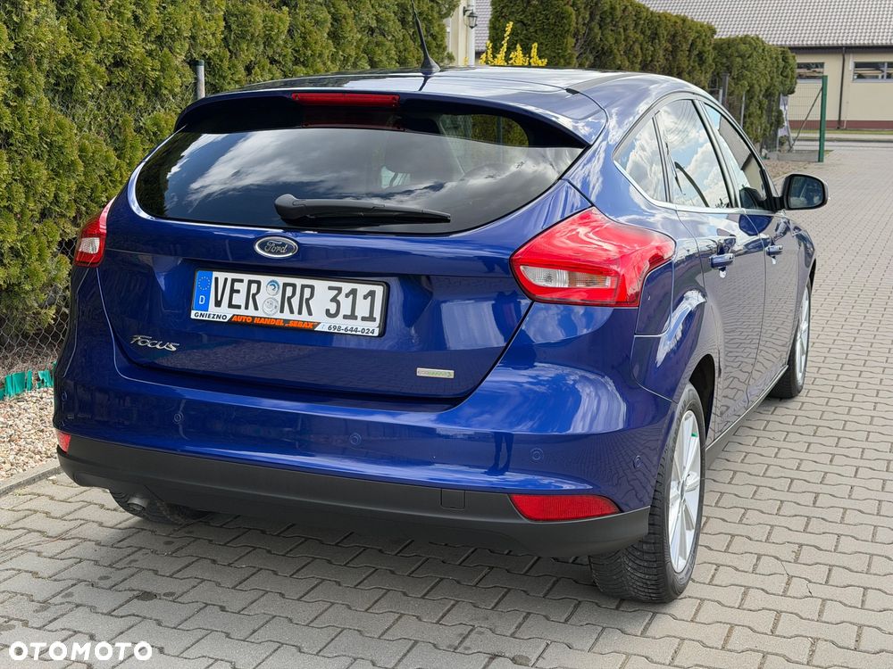 Ford Focus 1.0 EcoBoost Titanium - 18