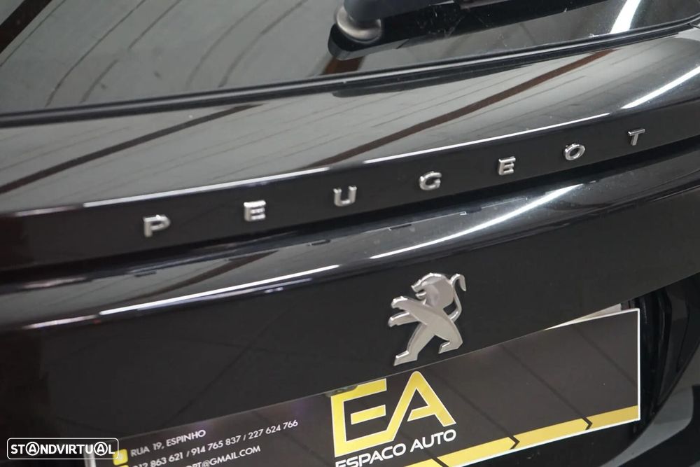 Peugeot 2008 1.2 PureTech Allure - 13