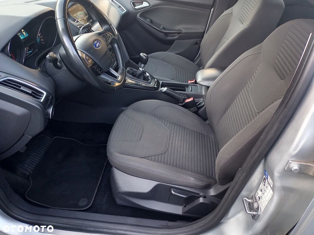 Ford Focus 1.5 TDCi Titanium - 12
