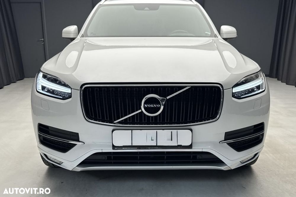 Volvo XC 90 - 1