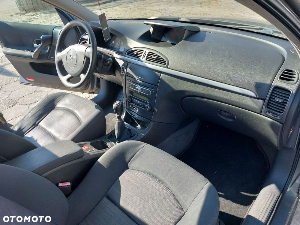 Renault Laguna - 13