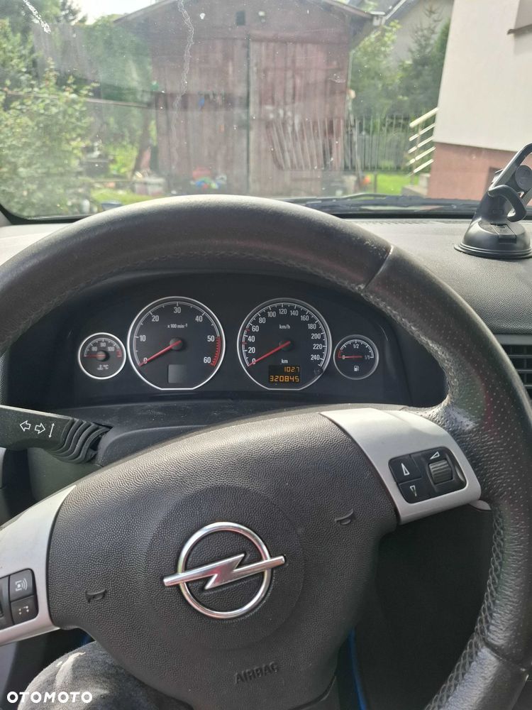 Opel Vectra - 5