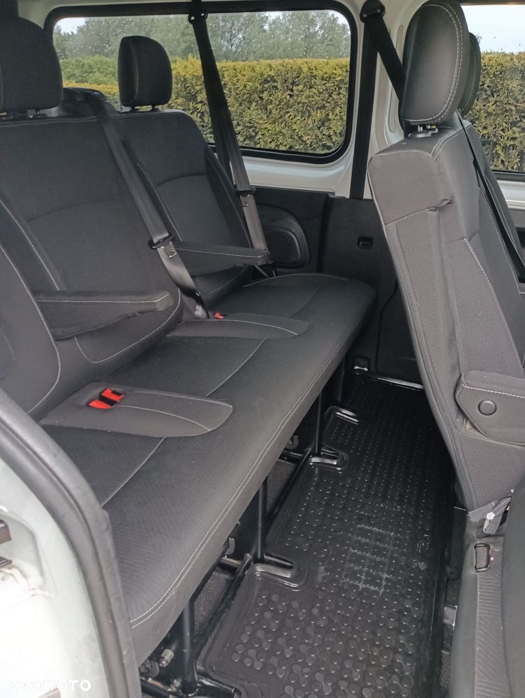 Renault Trafic ENERGY Grand Combi Authentique - 8