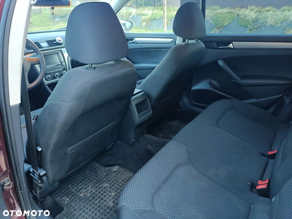 Volkswagen Passat - 7