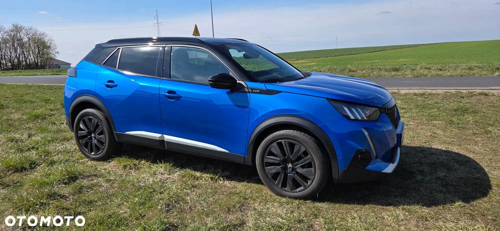 Peugeot 2008 PureTech 130 EAT8 GT - 2