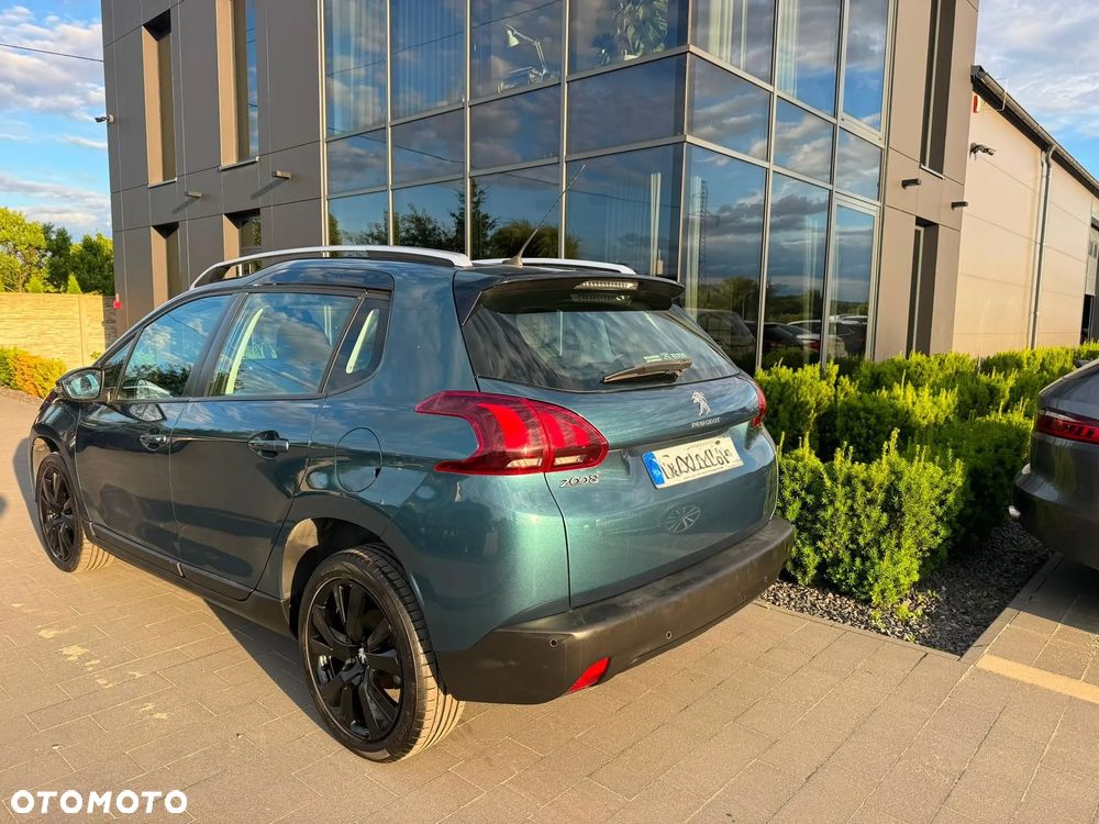 Peugeot 2008 - 12