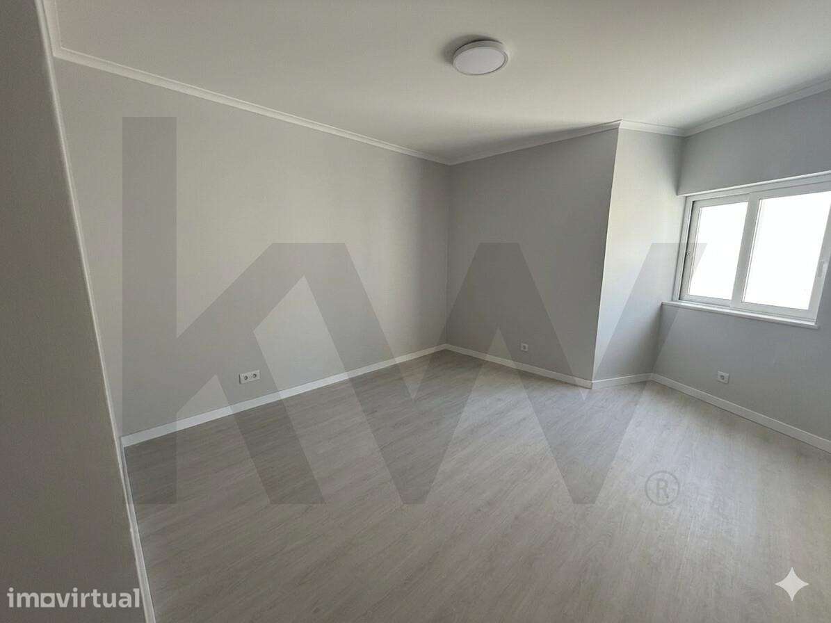 Moradia T5 com Terraço e Logradouro em Alvor - Grande imagem: 5/21