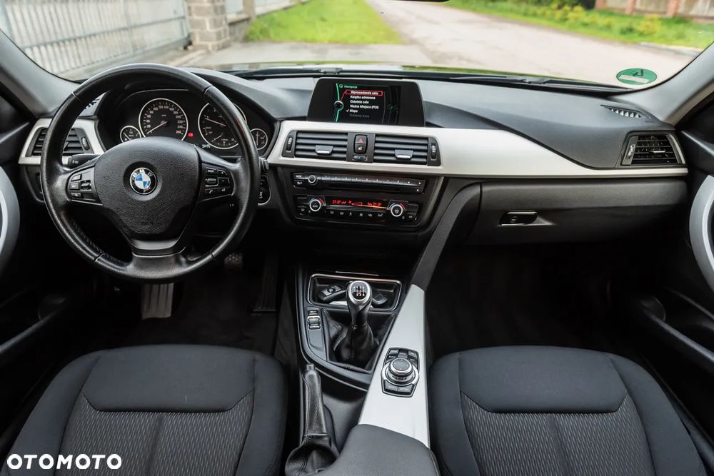 BMW Seria 3 - 27