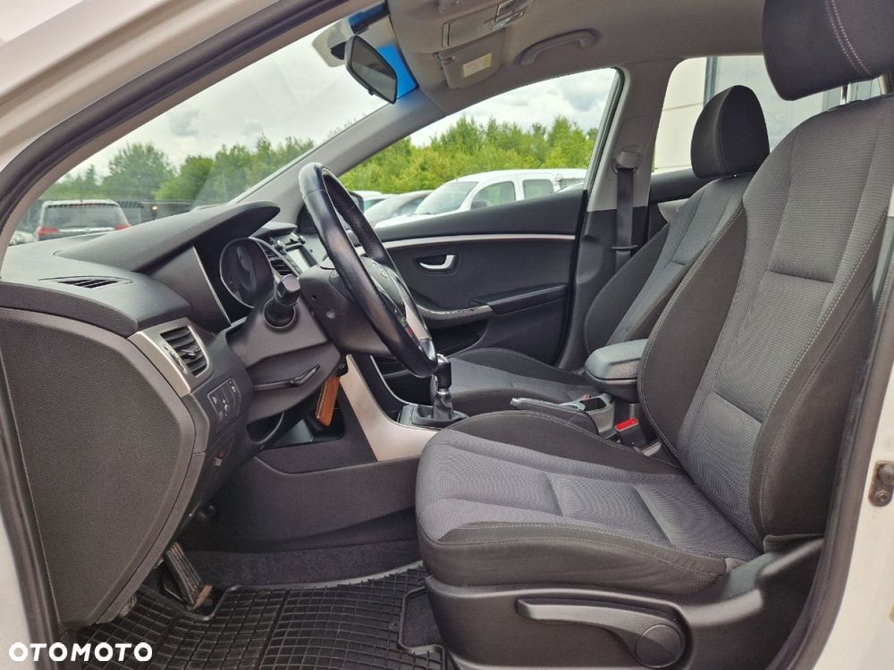 Hyundai i30 1.4 Premium - 5