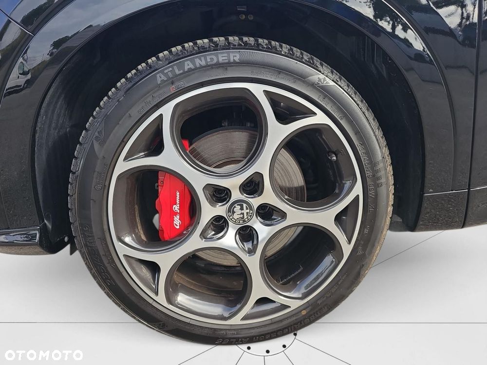 Alfa Romeo Tonale 1.5 T4 GSE mHEV Veloce DCT - 11