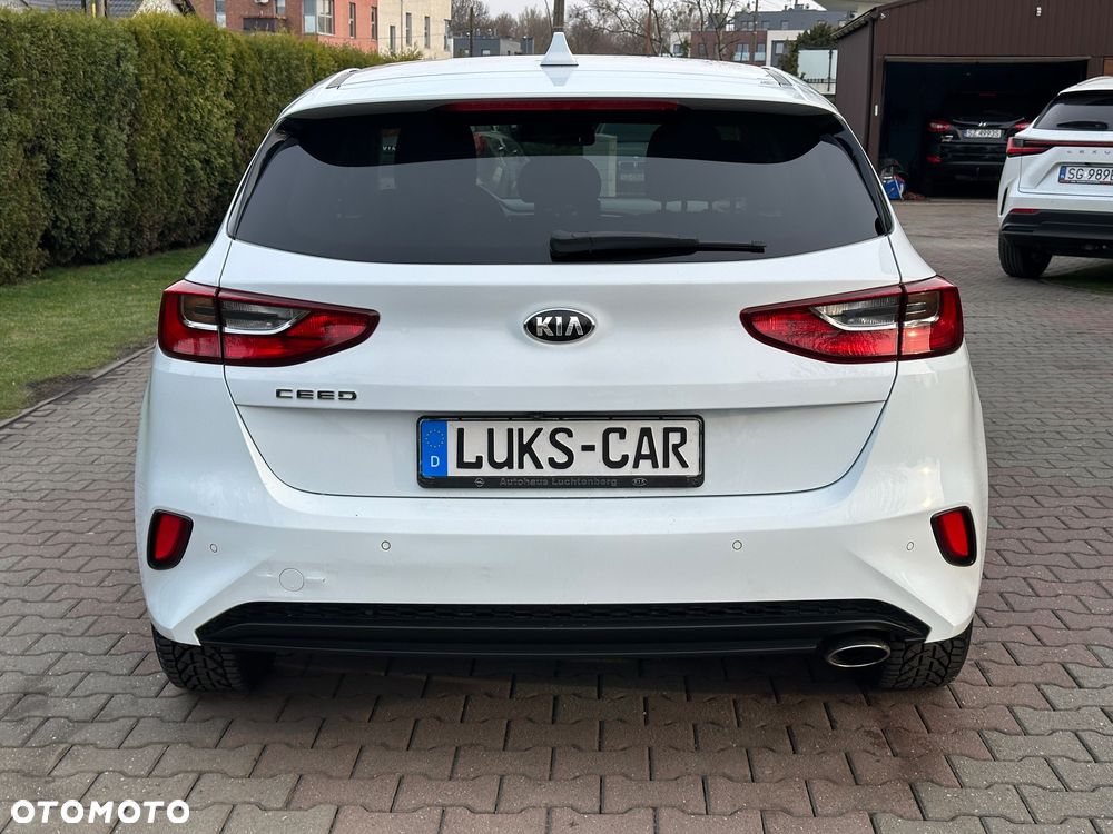 Kia Ceed 1.4 L Business Line Plus - 30