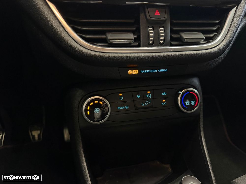 Ford Fiesta 1.0 EcoBoost ST-Line - 17