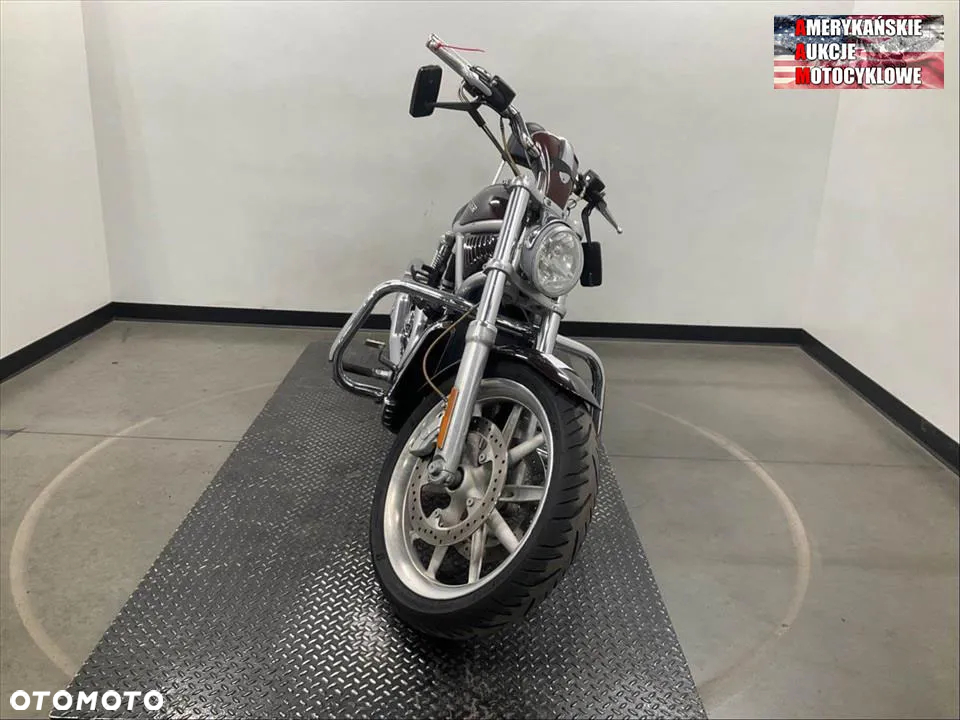 Harley-Davidson V-Rod Street Rod - 15