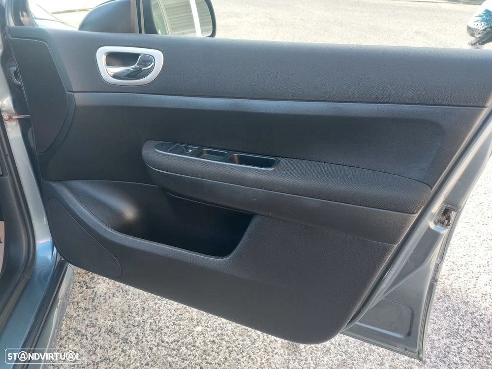 Peugeot 307 SW 1.6 HDi Sport - 17