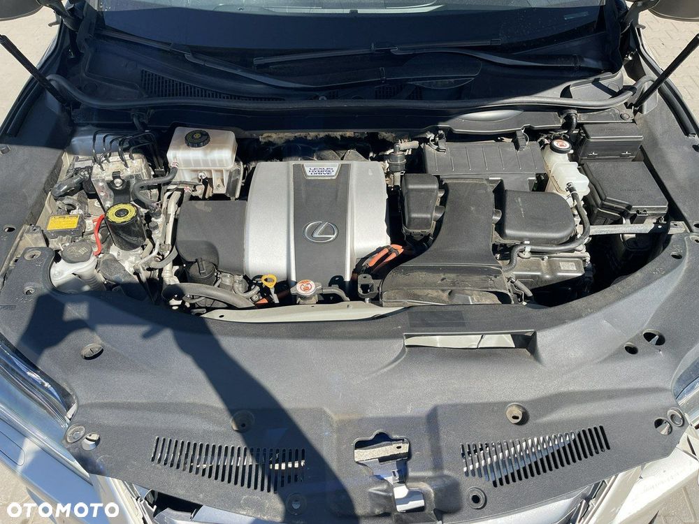 Lexus RX 450h (hybrid) - 11