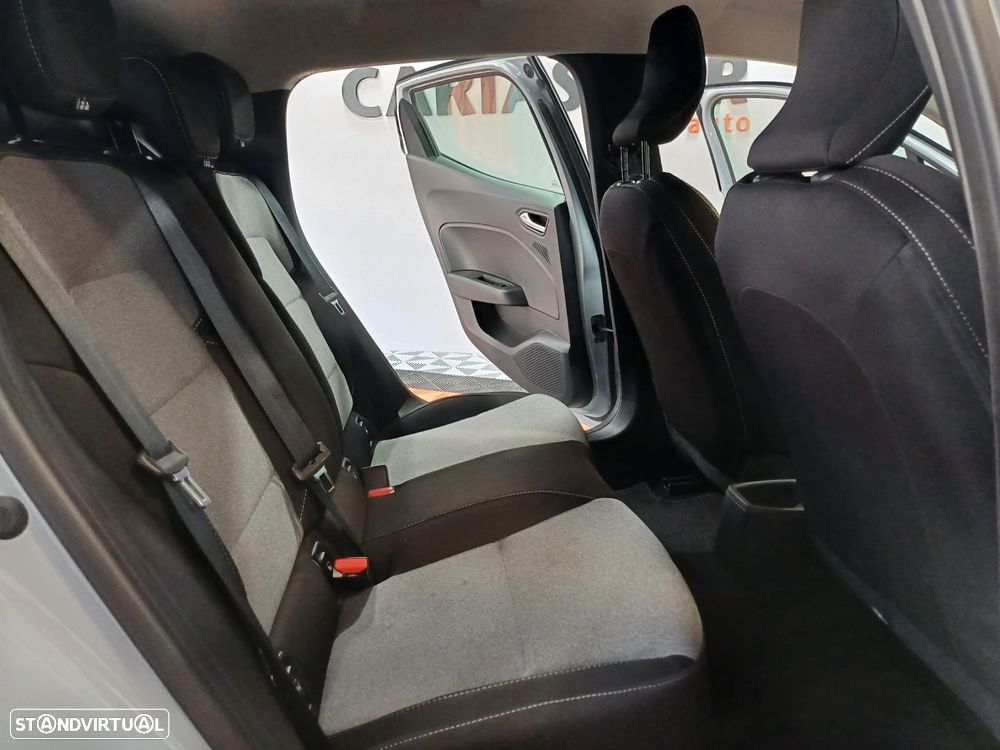 Renault Clio 1.5 Blue dCi Evolution - 12