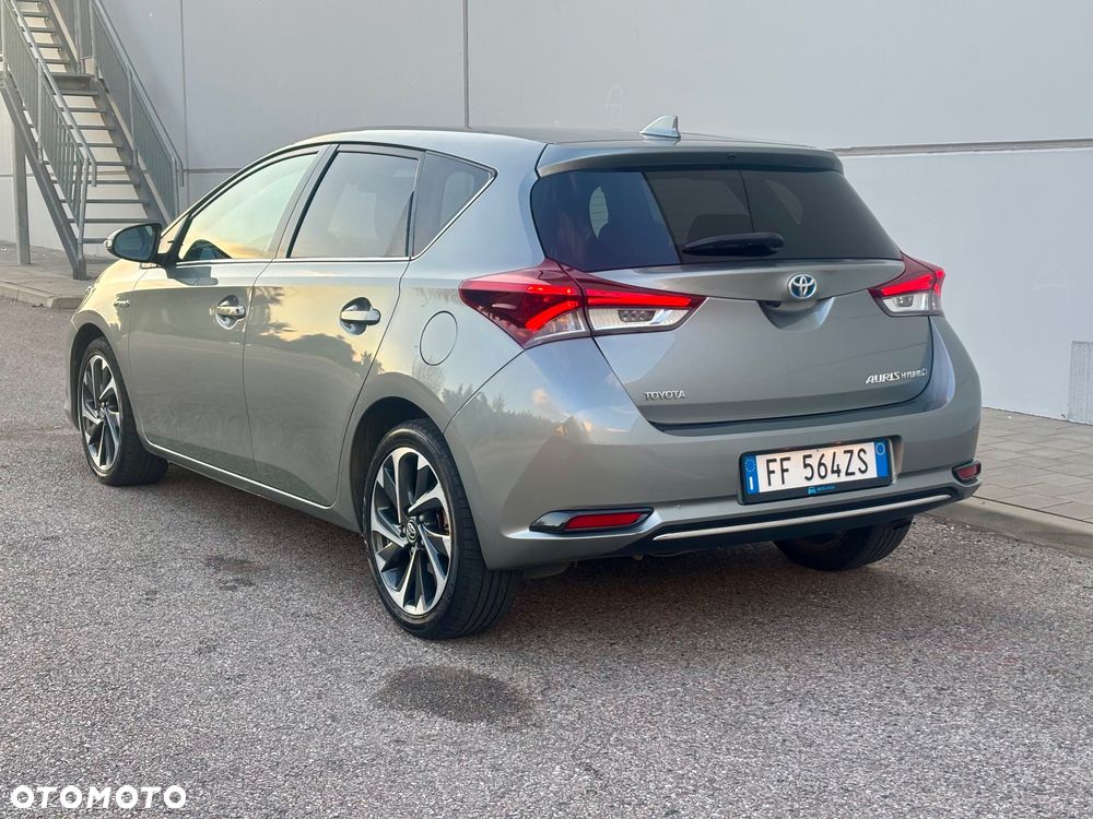 Toyota Auris - 4