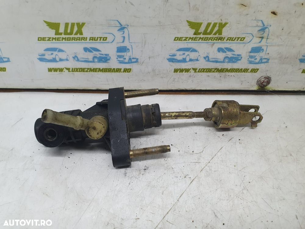 Pompa ambreiaj 2.0 d-4d Toyota Avensis 2 T25 [2002 - 2006] - 2