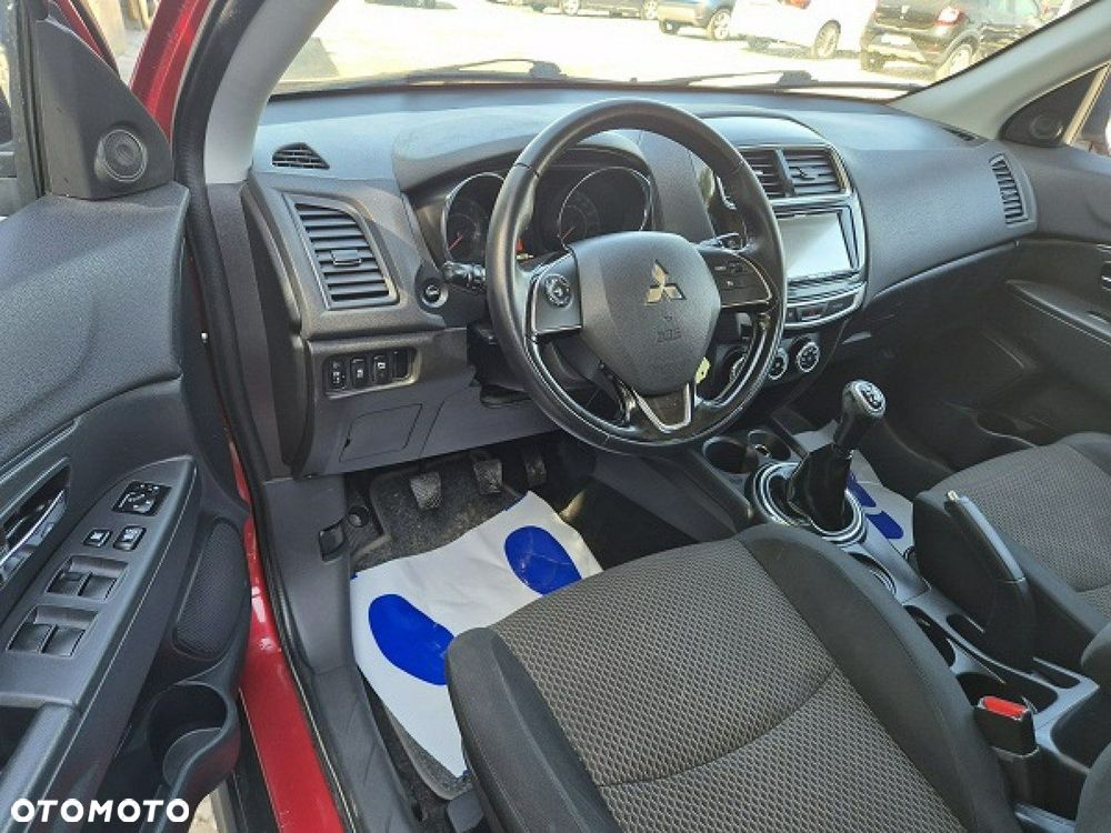 Mitsubishi ASX - 13