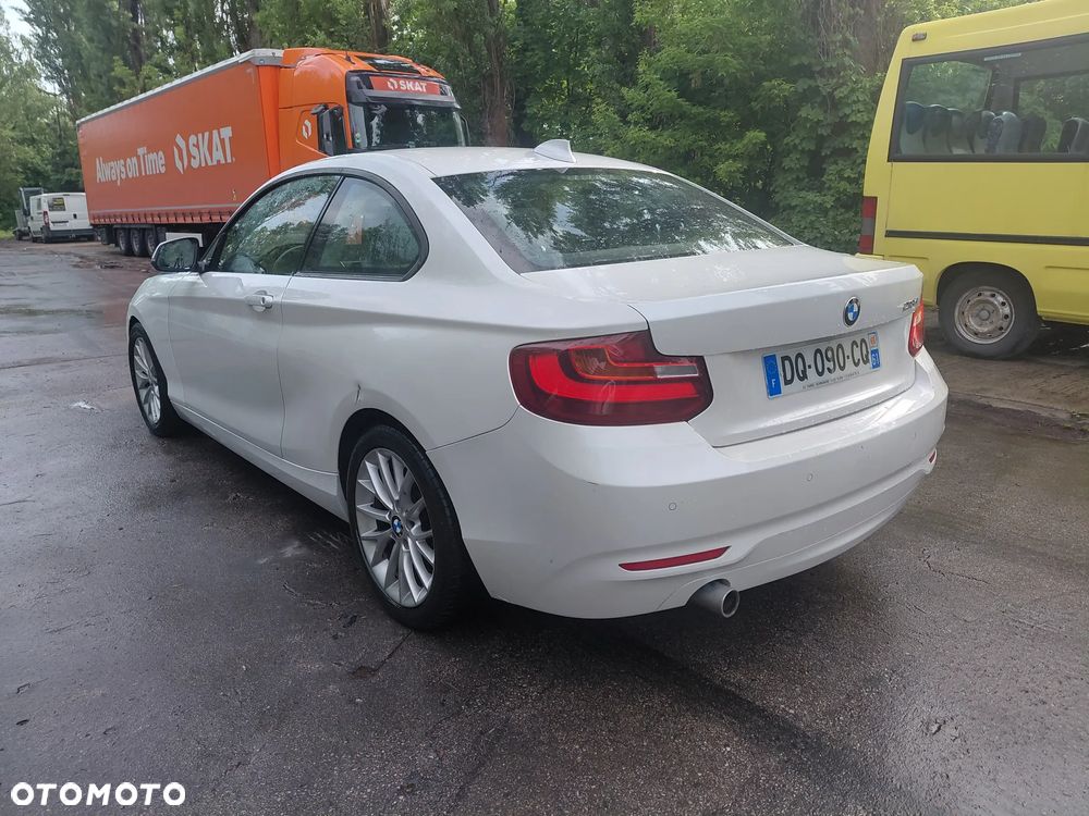 BMW Seria 2 220d - 3