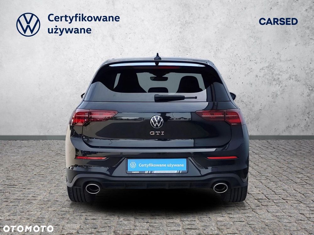 Volkswagen Golf - 5