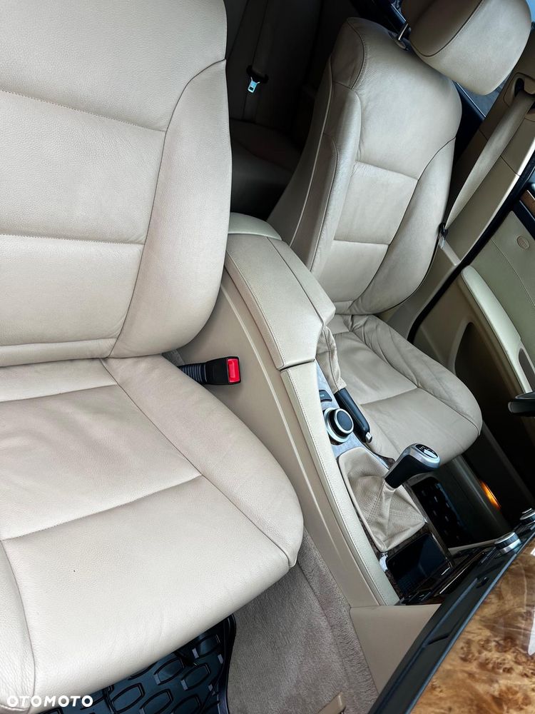 BMW Seria 5 520d Edition Exclusive - 13