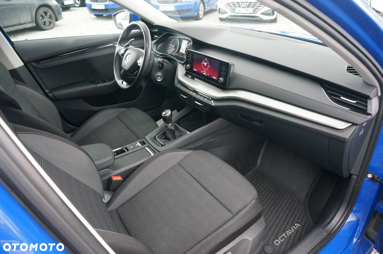 Skoda Octavia 2.0 TDI Ambition - 28