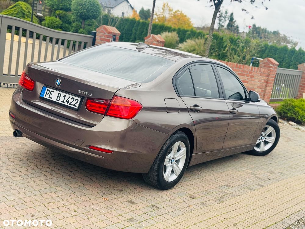 BMW Seria 3 316d DPF Edition Exclusive - 28