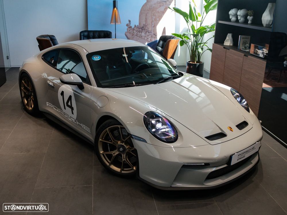Porsche 911 (992) GT3 PDK Touring Pack - 7