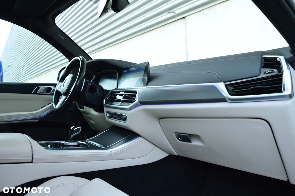 BMW X5 xDrive25d - 17