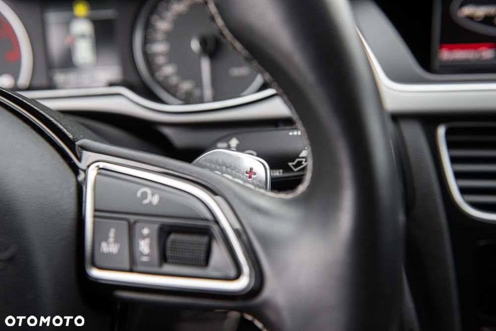 Audi S4 Avant S tronic - 19