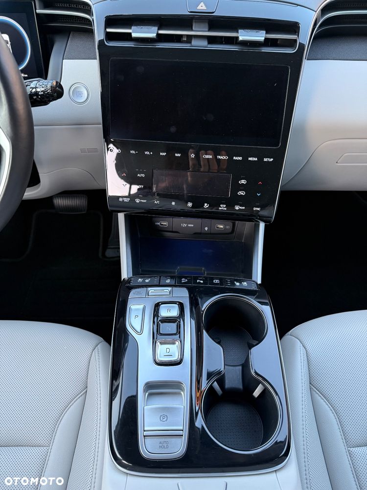 Hyundai Tucson 1.6 T-GDi 48V-Hybrid 4WD DCT Trend - 21