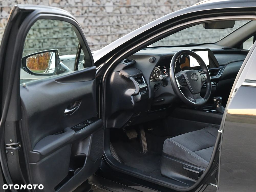 Lexus UX 250h GPF Elegance 2WD - 18