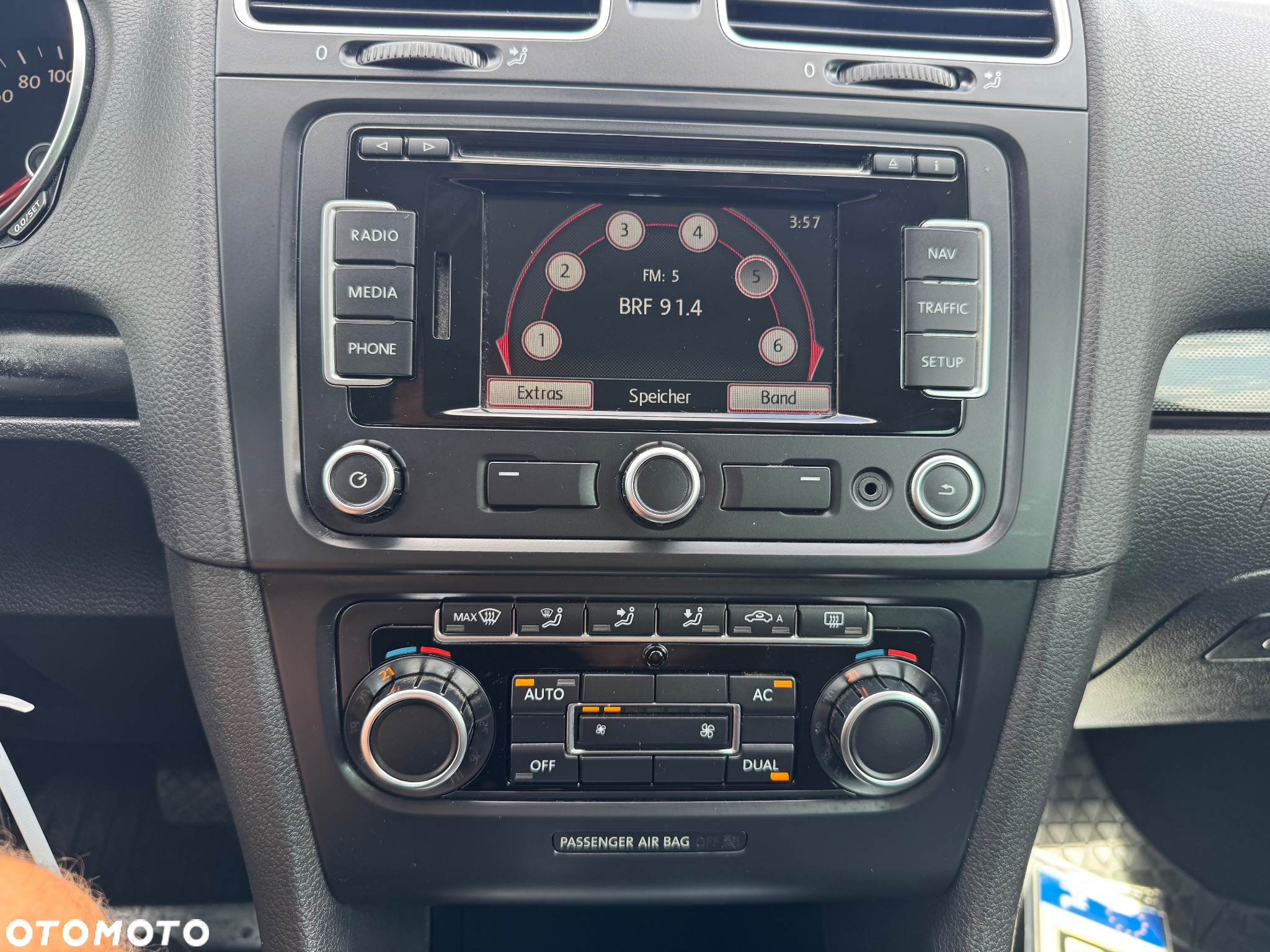 Volkswagen Golf 1.4 TSI DSG Comfortline - 9