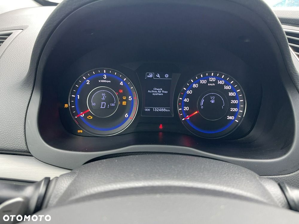Hyundai i40 Kombi blue 1.6 CRDi DCT Space Plus - 8