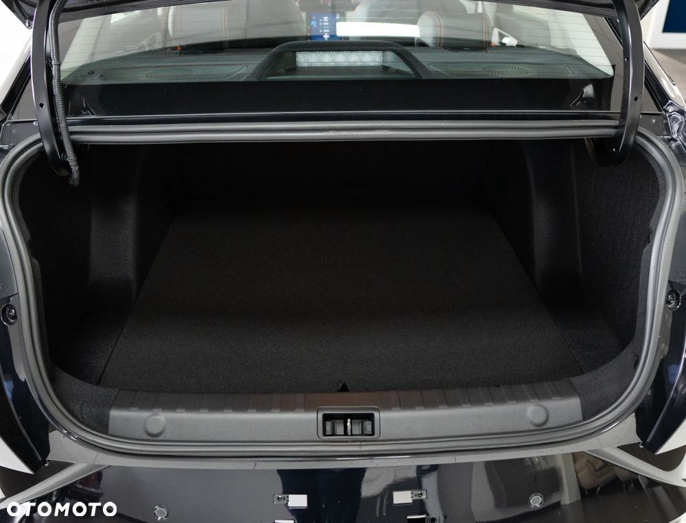 Dongfeng Shine 1.5T Mach Power - 40