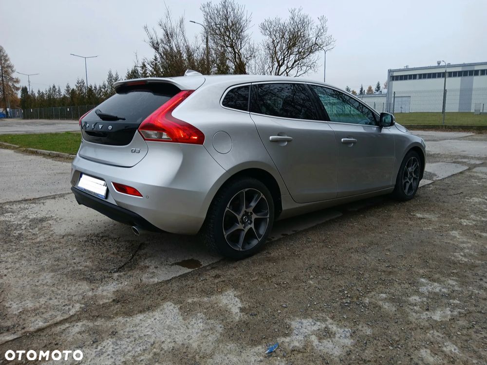 Volvo V40 D3 Ocean Race - 8