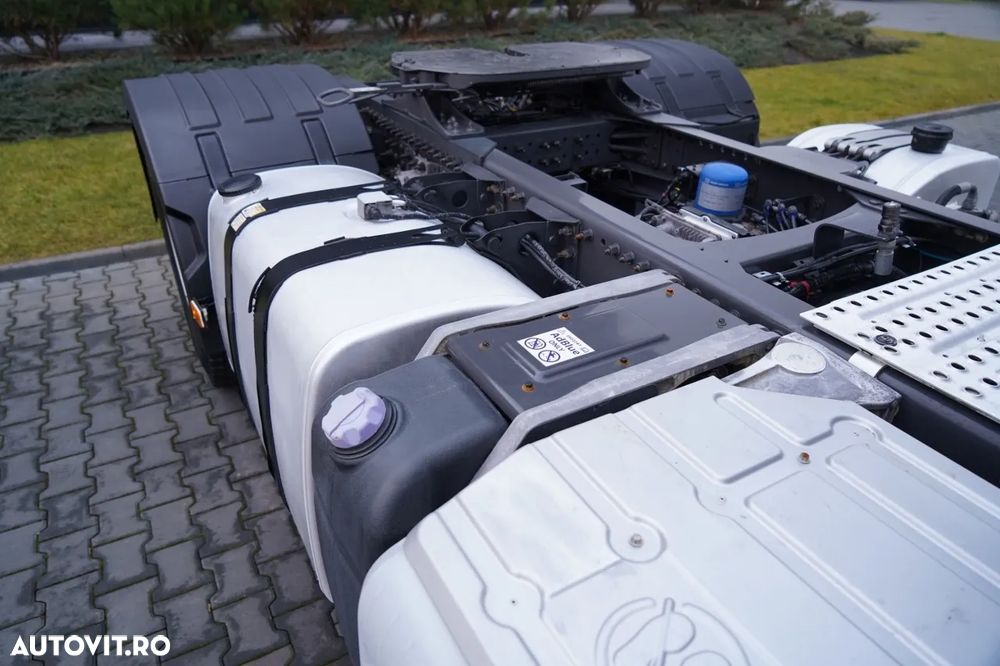 Volvo FMX 460 / SISTEM HIDRAULIC / CABINĂ JOSĂ / I-SHIFT - 17