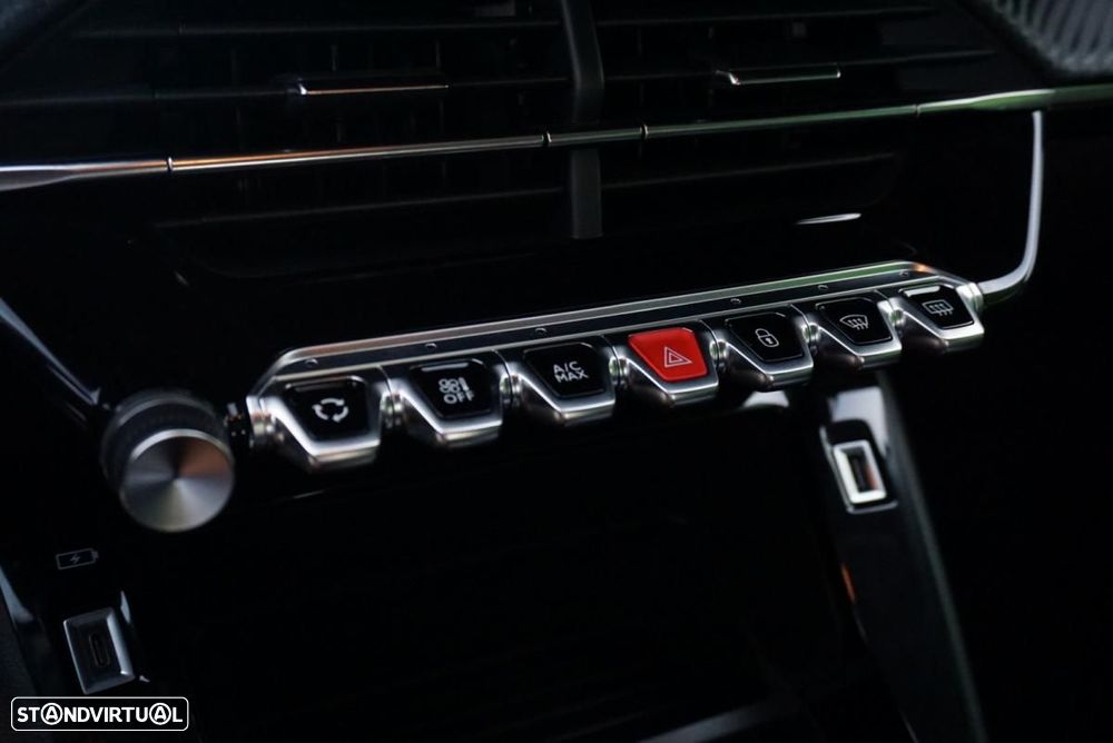 Peugeot e-208 50 kWh Active Pack - 23