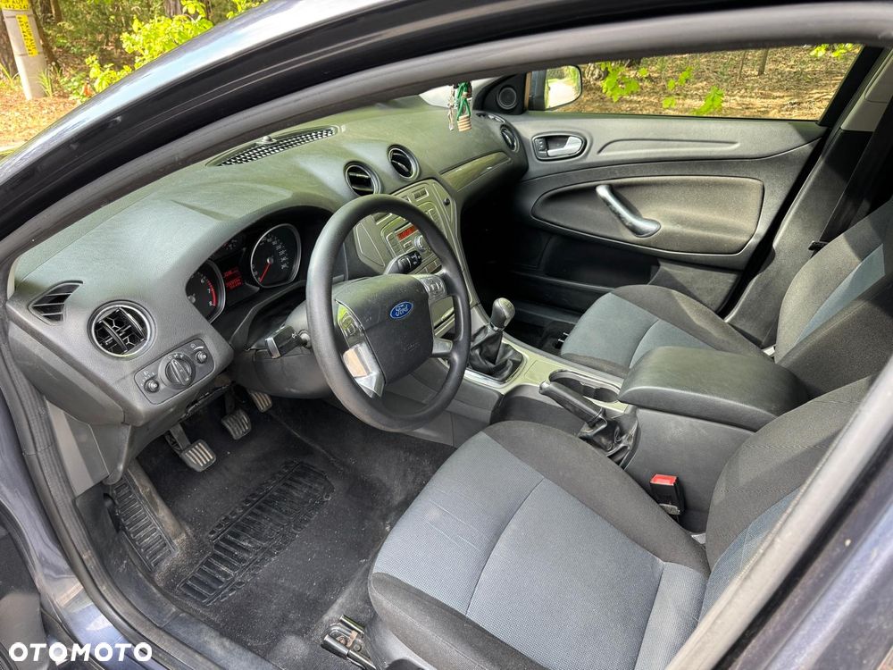 Ford Mondeo - 6