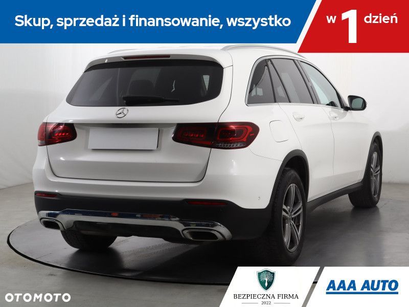 Mercedes-Benz GLC - 6