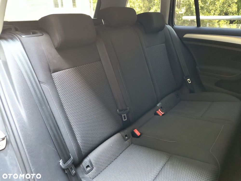 Volkswagen Golf Variant 1.0 TSI BMT Trendline - 17