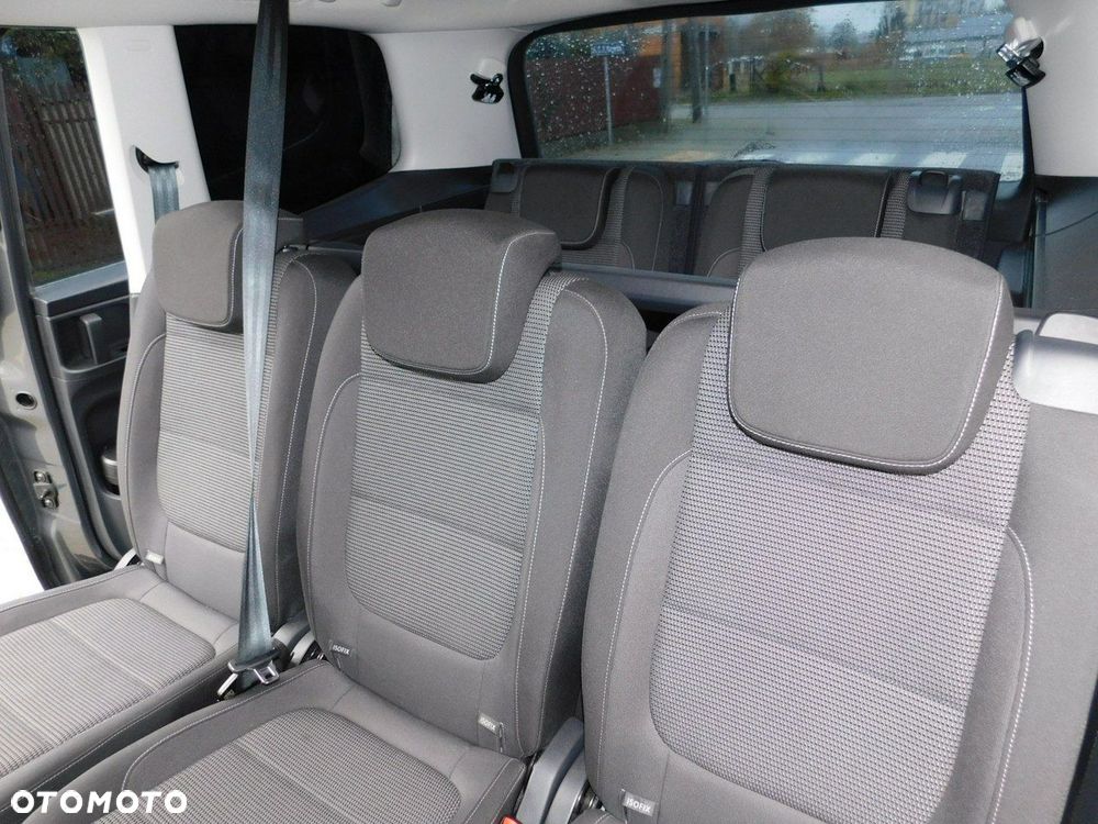 Volkswagen Sharan - 8