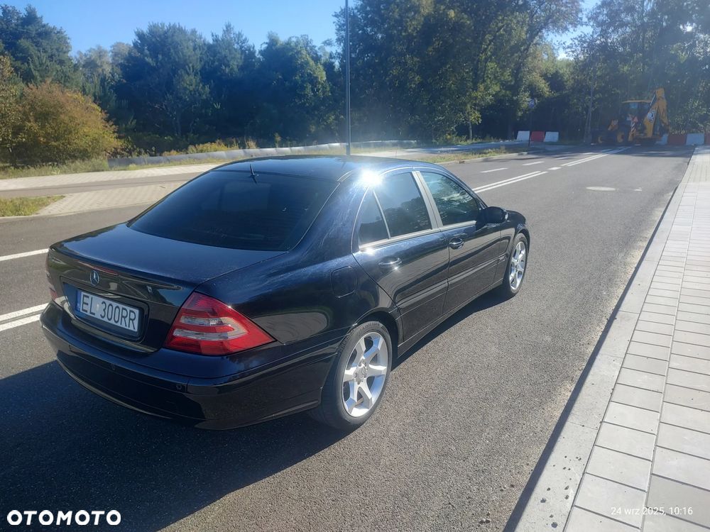 Mercedes-Benz Klasa C 200 Kompressor Automatik Elegance Sport Edition - 12