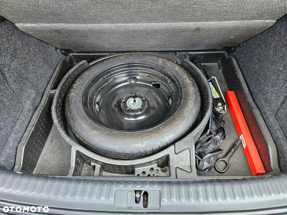 Volkswagen Tiguan - 13