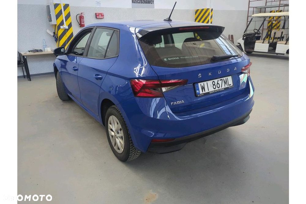 Skoda Fabia 1.0 TSI Essence - 2